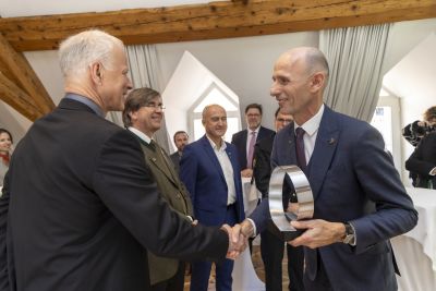 Landesrat DI Willibald Ehrenhöfer bei der Verleihung des Innovationspreis im Schloßberghotel Graz