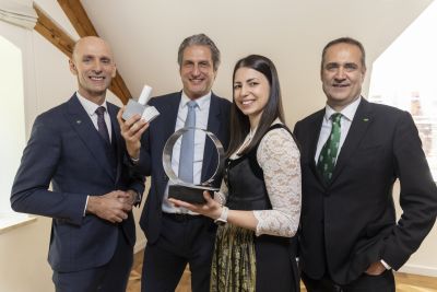 Landesrat Willibald Ehrenhöfer, Gunther Prelog (voestalpine BÖHLER), Andrea Pop (voestalpine BÖHLER) und Christoph Ludwig (SFG)