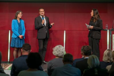 Rektorin Engelhardt-Nowitzky (FH Joanneum), Christoph Ludwig (SFG), Susanne Urschler (Styrian Food Hub)